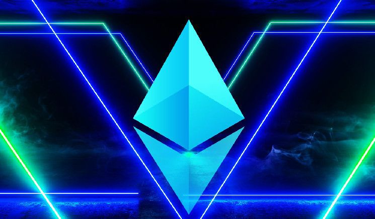 811740c6c7afc3677d14 Trader Justin Bennett Lanza Alerta Ethereum: ¿ETH Formando un Patrón Bajista? Descubre Sus Objetivos