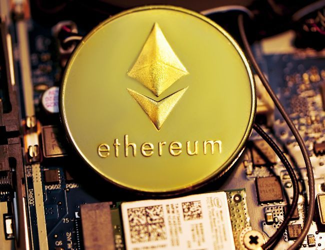 ce263c5711429ef2f02b Más de 52 Millones de ETH Comprados a $2,300: ¿Defenderán los Toros de Ethereum este Soporte? ¡Descúbrelo!