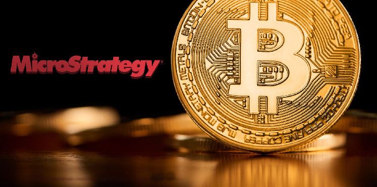 Última Hora: ¡MicroStrategy Adquiere Bitcoin por $2 Mil Millones! - Cripto Boom