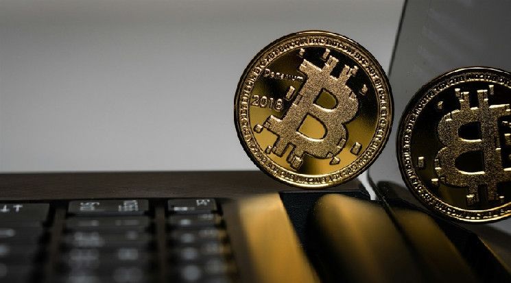 ¿Por Qué el Volumen de Comercio de Bitcoin Está Tan Alto? ¡Descubre Cómo el Movimiento de BTC Aumentó un 80% en un Año! - Cripto Boom